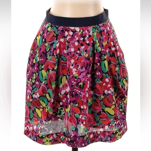 Lilly Pulitzer | Clover In Wild Confetti Red Pink Floral Skirt Size 2 XS - Picture 1 of 3